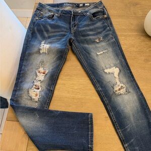 Miss Me Distressed Skinny Jeans in Blue
